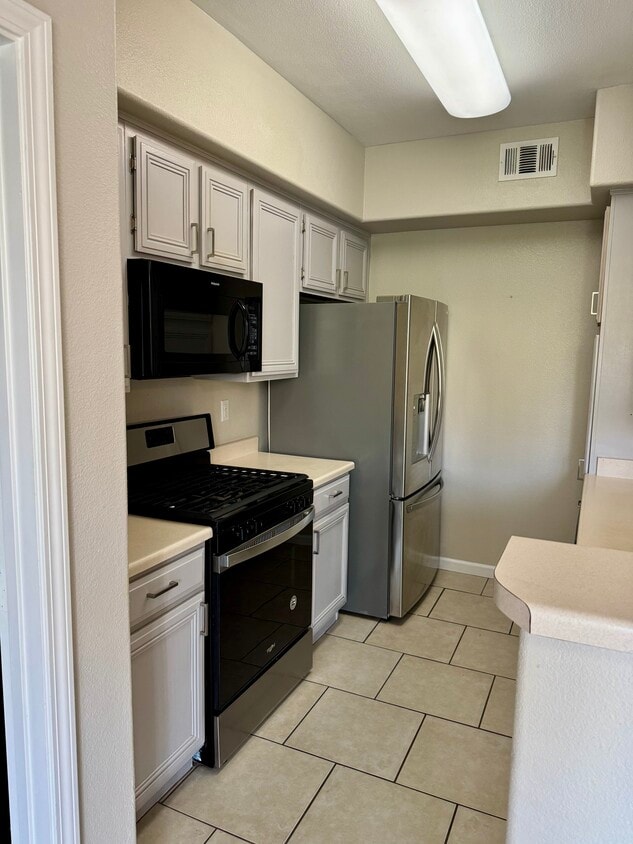 Foto principal - 7147 S Durango Dr