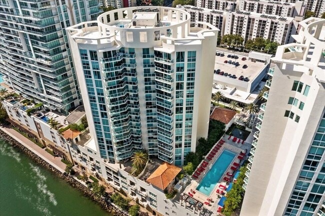 Building Photo - 250 Sunny Isles Blvd