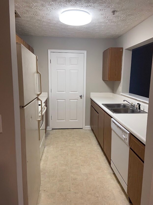 Foto del edificio - 14303 Waldrop Cove