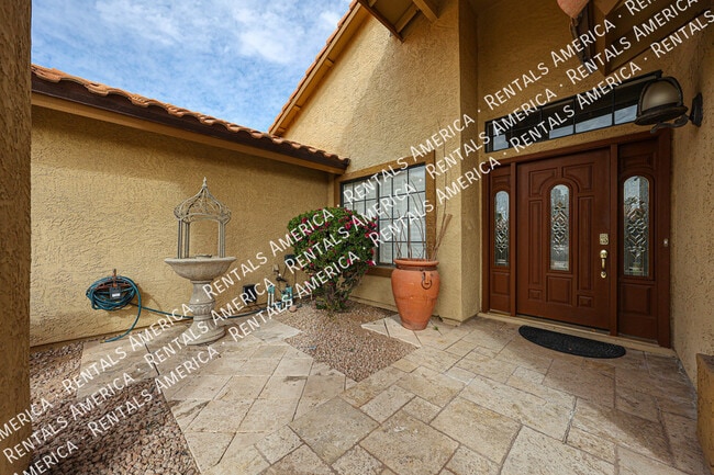 Foto del edificio - 532 E Stonebridge Dr