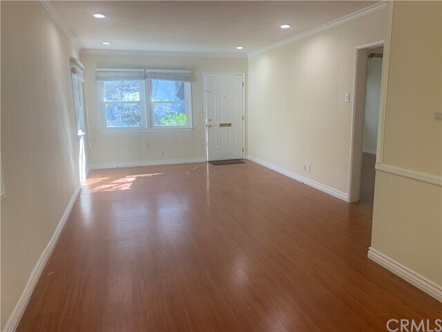 Building Photo - 4319 Cedros Ave