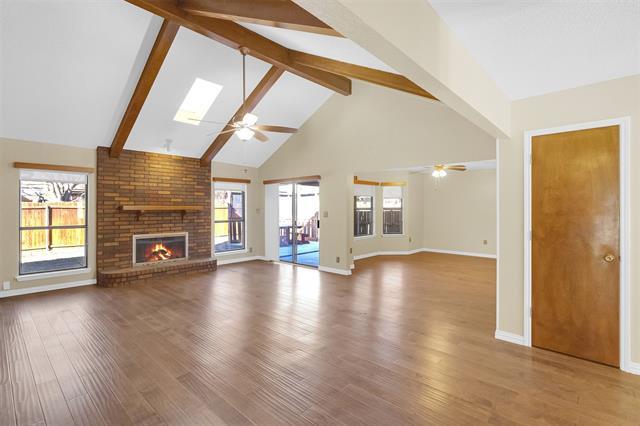 Foto del edificio - 6300 Aires Dr