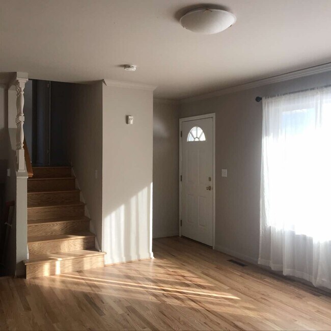 Foto del edificio - 304 Ruth St