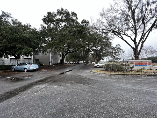 Foto del edificio - 4000 SW 23rd St