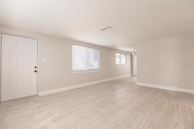 Foto del edificio - 2512 15th Ave W