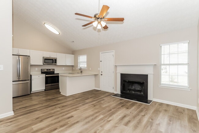 Building Photo - 4001 Imperial Ln