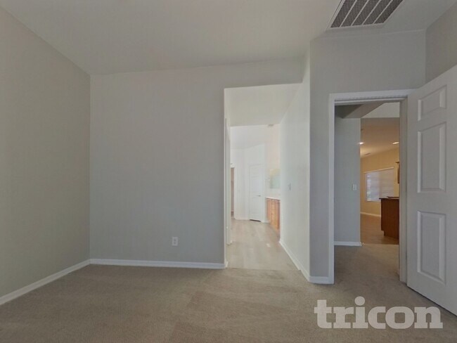 Foto del edificio - 25574 W St Charles Ct