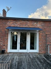 Building Photo - 103 S Main St