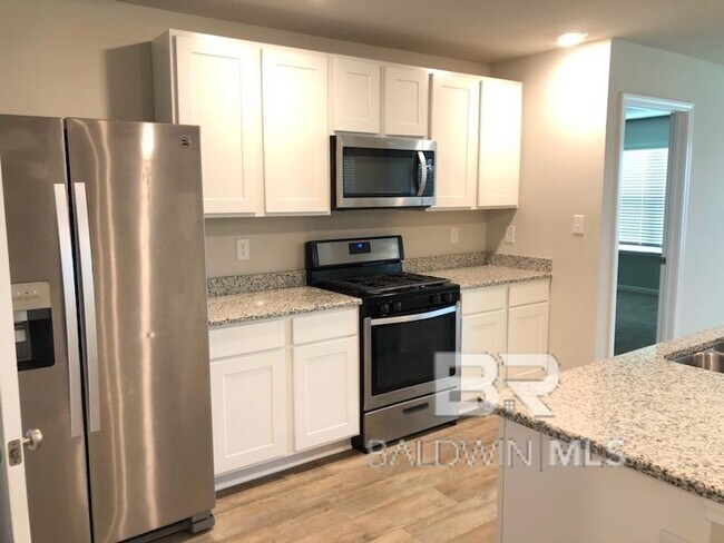 Foto del edificio - 8114 Irwin Loop