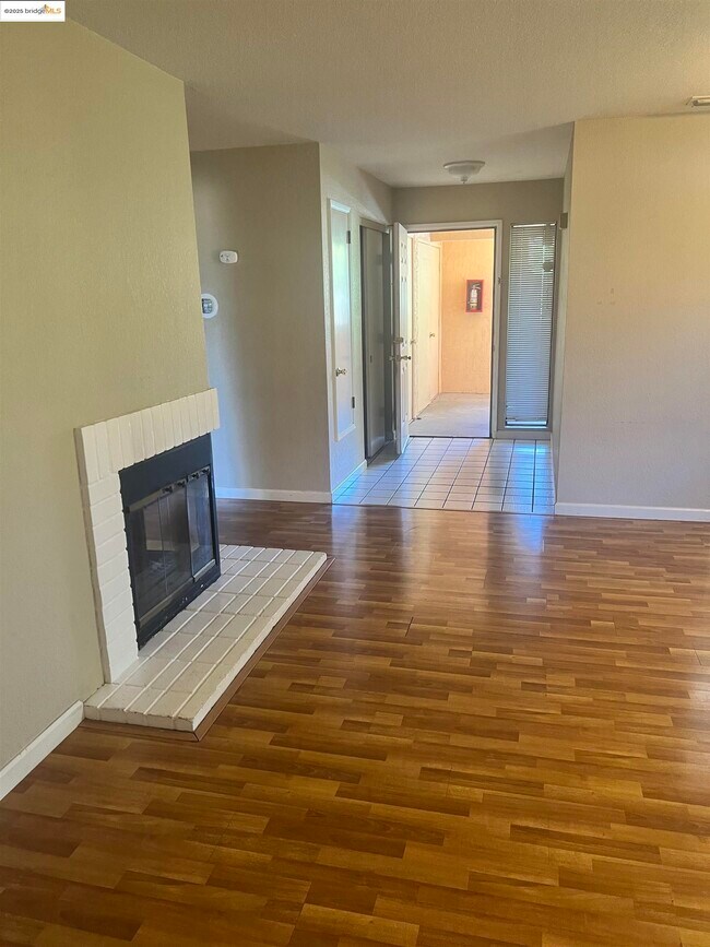 Foto del edificio - 2270 Renwick Ln