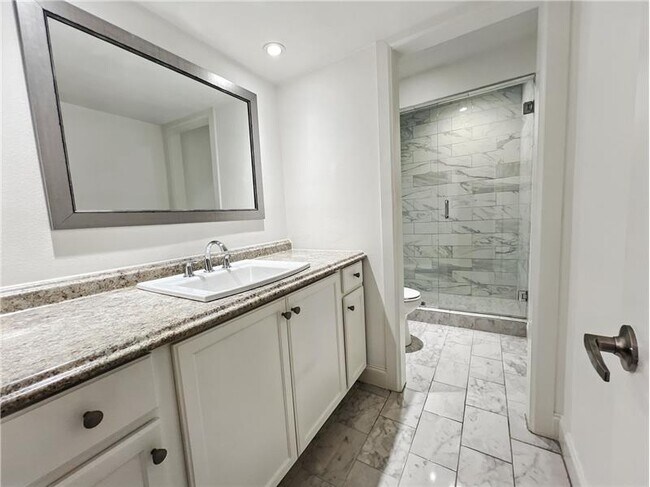 Foto del edificio - 7718 Royal Ln