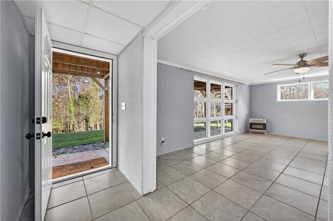 Foto del edificio - 3460 Maynard Cir