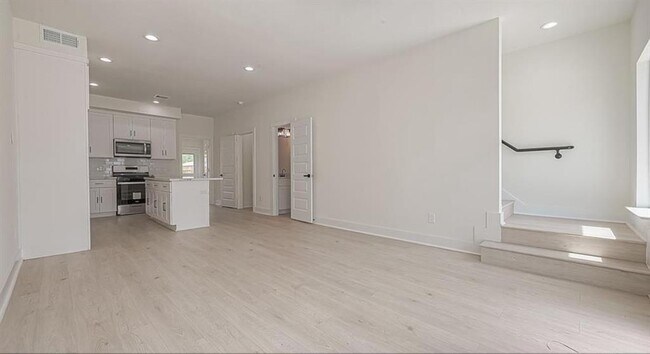 Building Photo - 4139 Mallow St