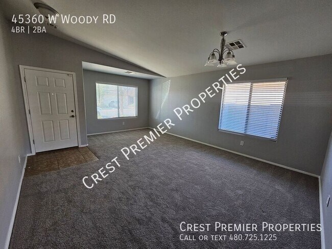 Foto del edificio - 45360 W Woody Rd