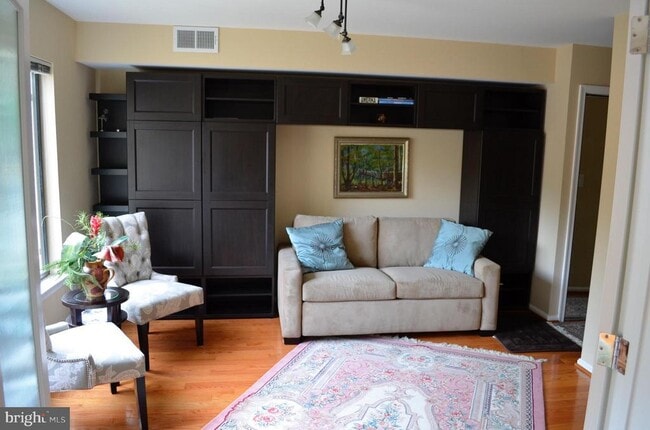 Foto del edificio - 11162 Harbor Ct