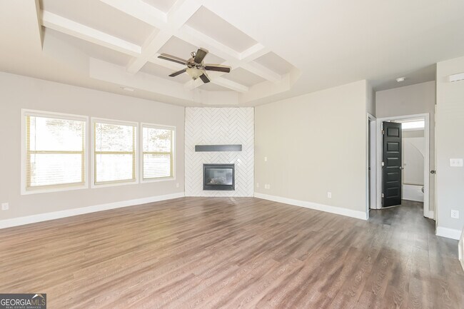 Building Photo - 747 Overlook Gln Dr