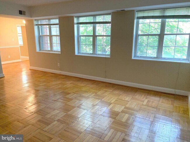 Foto del edificio - 1336 N Ode St