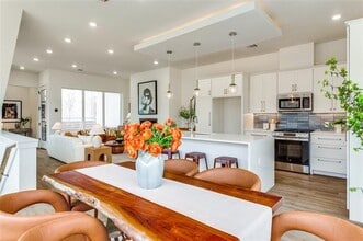 Building Photo - 349 College Ave