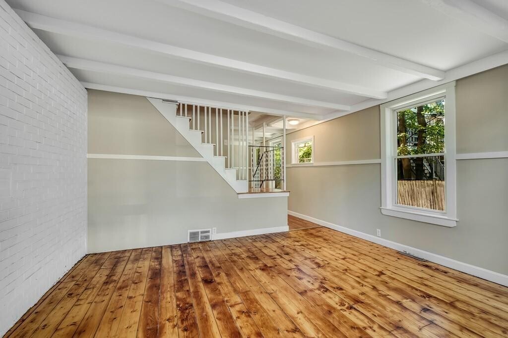 Foto principal - 348 Liberty St