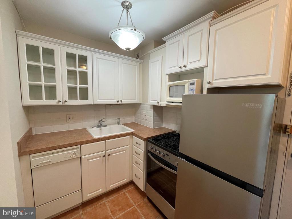 Foto principal - 2800 Wisconsin Ave NW