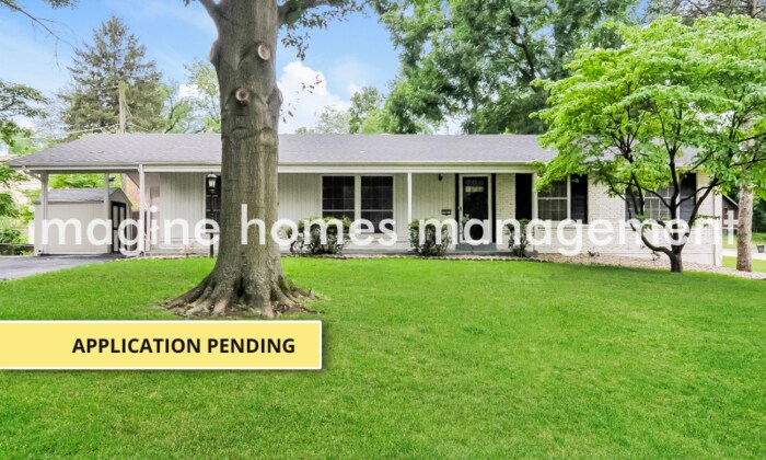 Primary Photo - 3 Bed 2 Bath, Pet-friendly Home Near Parkw...