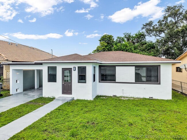 Foto del edificio - 5015 SW 25th St