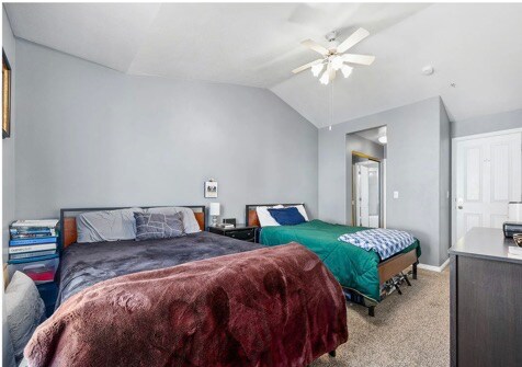 Foto del edificio - 553 N Seven Peaks Blvd