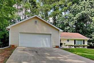 Building Photo - 1254 Parkwood Chase NW
