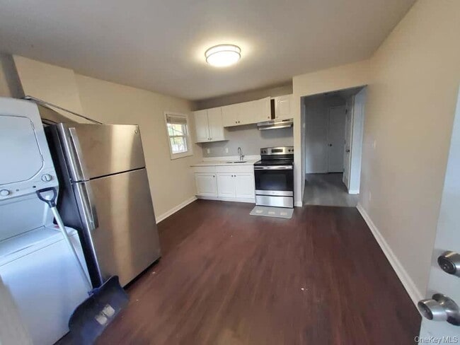 Foto del edificio - 14 Kenny Dr