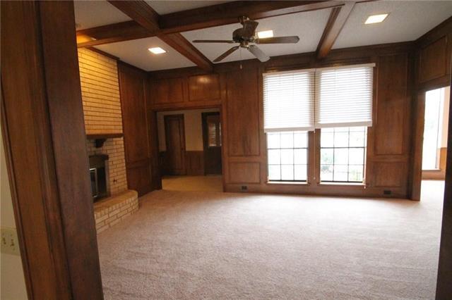 Building Photo - 4108 Mesa Dr