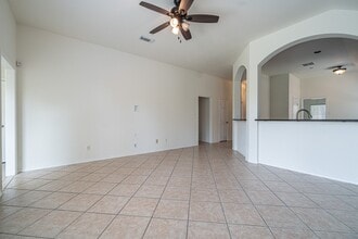 Building Photo - 2111 Sailwind Dr