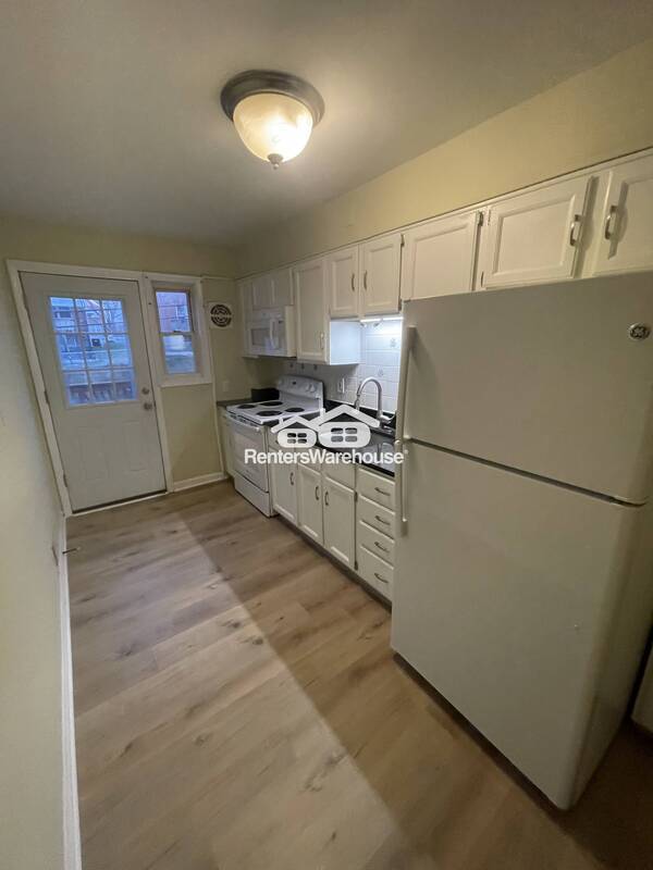 Primary Photo - 925 St Agnes Ln