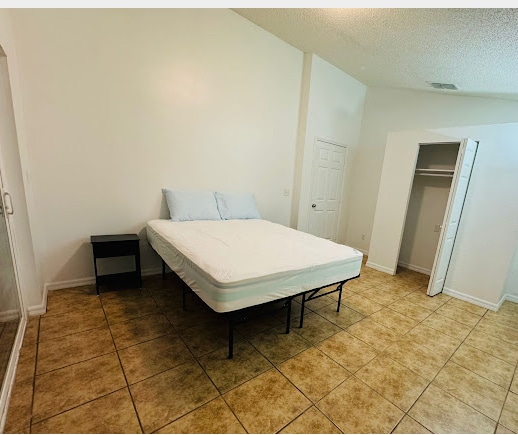 Photo - 536 Cheshire Way House