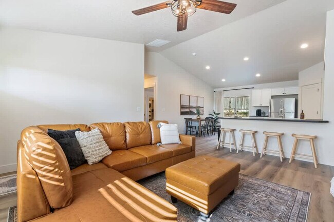 Foto del edificio - 44 S Sugar Loop Ln