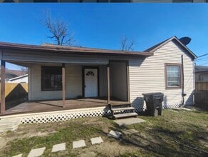 Building Photo - 7716 Appleton St