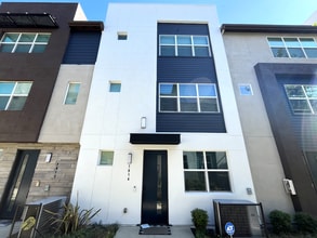 Building Photo - 7814 Paxton Pl