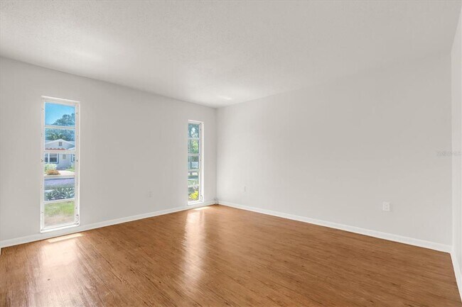 Foto del edificio - 1720 53rd St S