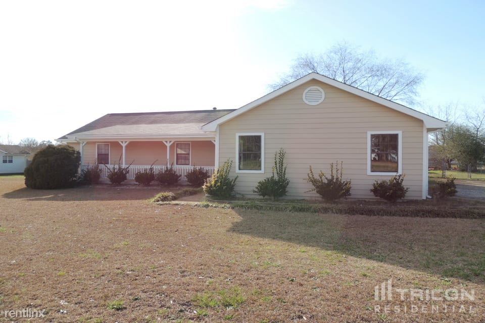 11069 Hunters Ln, Hampton, GA 30228 House Rental in Hampton, GA