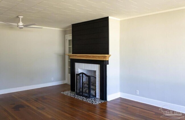 Foto del edificio - 1203 Poppy Ave