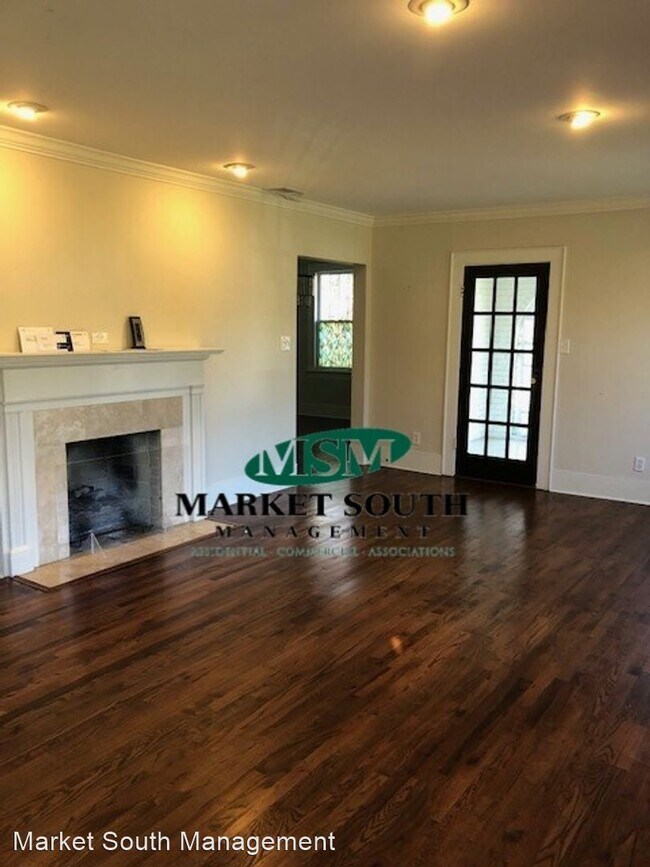 Building Photo - 3 br, 2 bath House - 601 E. 44th Street