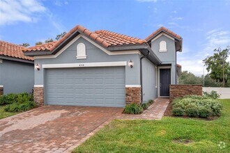 Building Photo - 4108 Solamor St