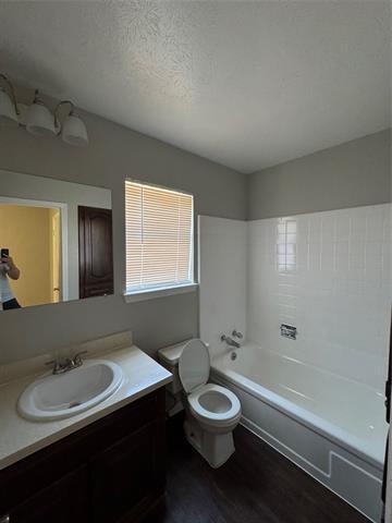 Foto del edificio - 9625 Limestone Dr