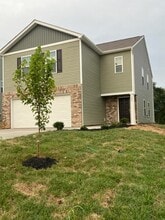 Building Photo - 323 Everleigh Cir