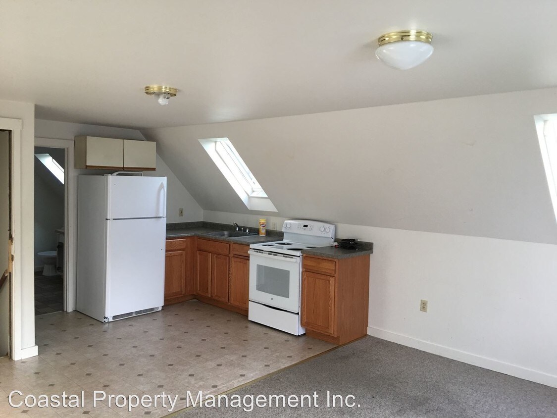 Primary Photo - 1 br, 1 bath Apartment - 5 Congo Ave