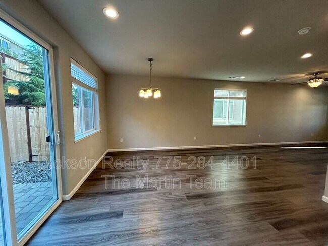 Building Photo - 3622 Ruidoso St