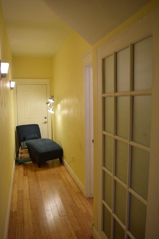 Cozy reading nook. Door is locked - 1300 Ursulines Ave