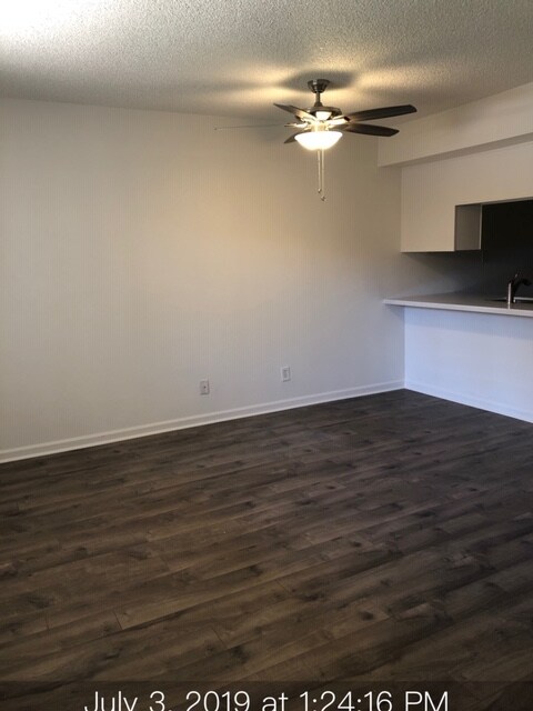 Foto del edificio - 7436 E Chaparral Rd