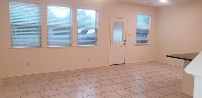 Building Photo - 6430 Stoney Creek Dr