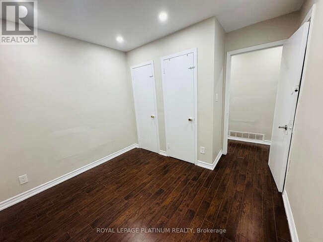 Building Photo - 7073 Magic Ct