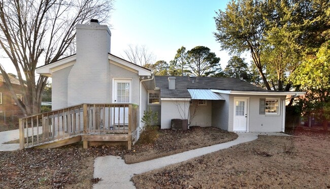 Foto del edificio - 205 S Mayo St